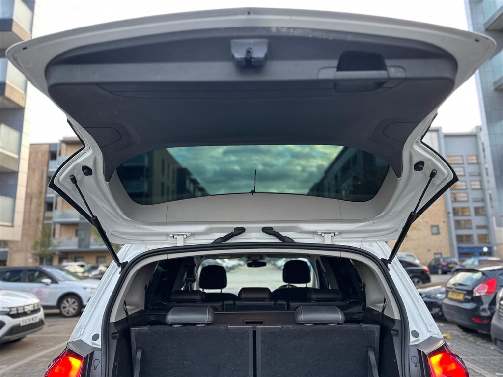 Used Vauxhall Zafira Tourer 2015 for sale - 76390305: Photo 25