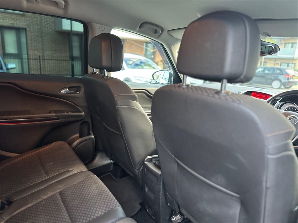 Used Vauxhall Zafira Tourer 2015 for sale - 76390305: Photo 31