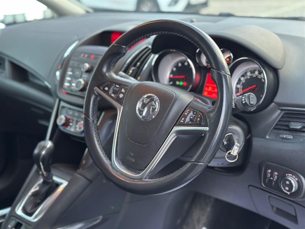 Used Vauxhall Zafira Tourer 2015 for sale - 76390305: Photo 44