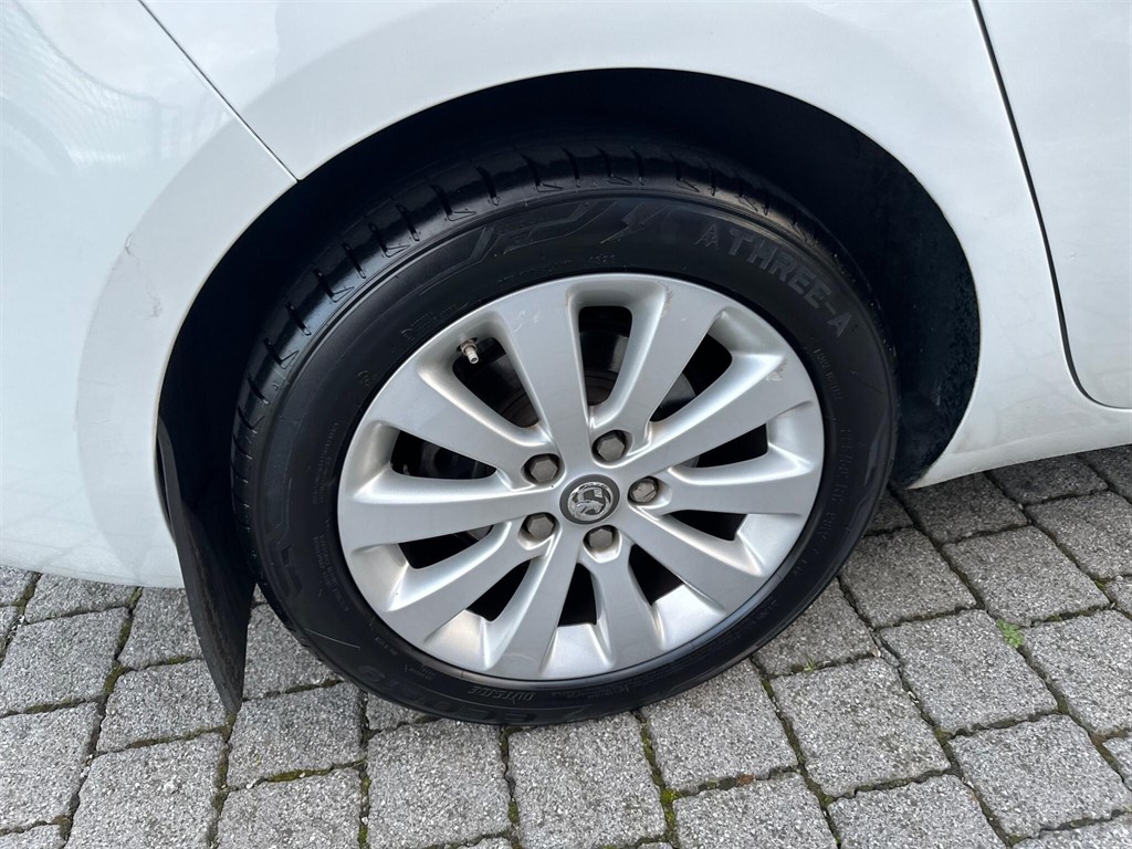 Used Vauxhall Zafira Tourer 2015 for sale - 76390305: Photo 66