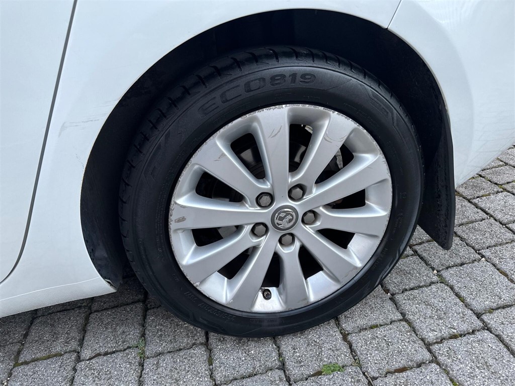 Used Vauxhall Zafira Tourer 2015 for sale - 76390305: Photo 67