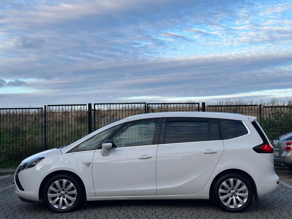 Used Vauxhall Zafira Tourer 2015 for sale - 76390305: Photo 7