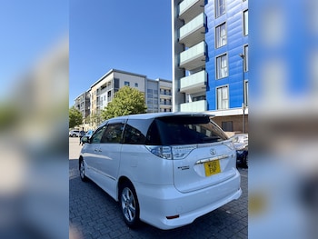 Used Toyota Estima 2022 for sale - 79515744: Photo