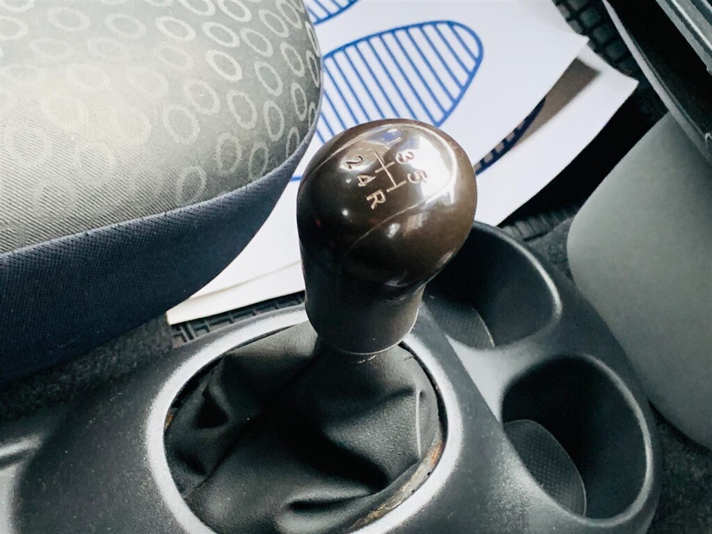 Used Toyota Yaris 2004 for sale - 77281355: Photo 17