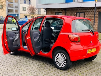 Used Toyota Yaris 2004 for sale - 77281355: Photo