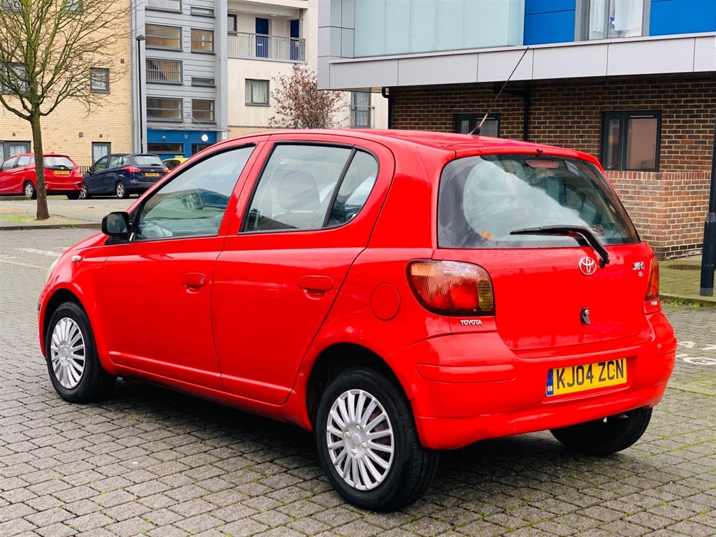 Used Toyota Yaris 2004 for sale - 77281355: Photo 8
