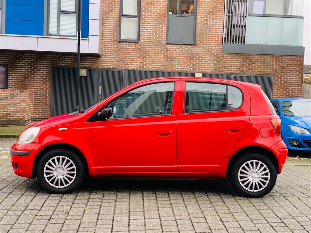 Used Toyota Yaris 2004 for sale - 77281355: Photo 9