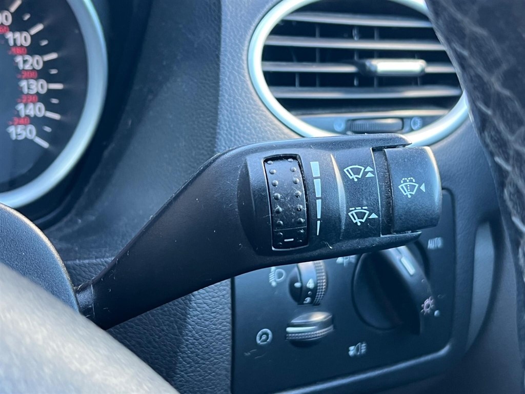 Used Ford Focus 2008 for sale - 78166020: Photo 32