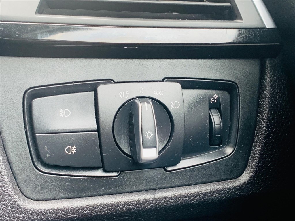 Used BMW 3 Series 2016 for sale - 77746335: Photo 28