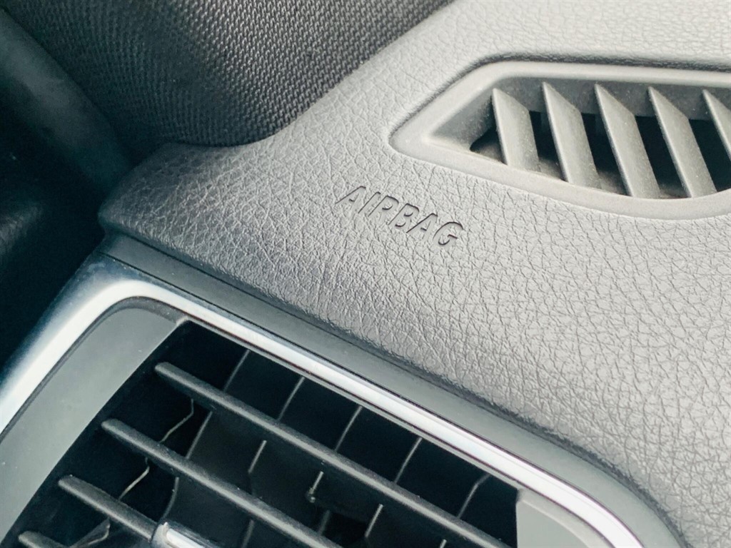 Used BMW 3 Series 2016 for sale - 77746335: Photo 42