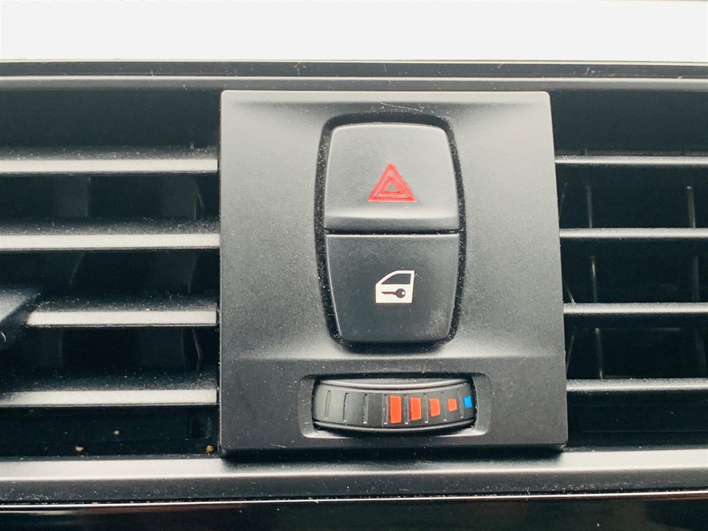 Used BMW 3 Series 2016 for sale - 77746335: Photo 43