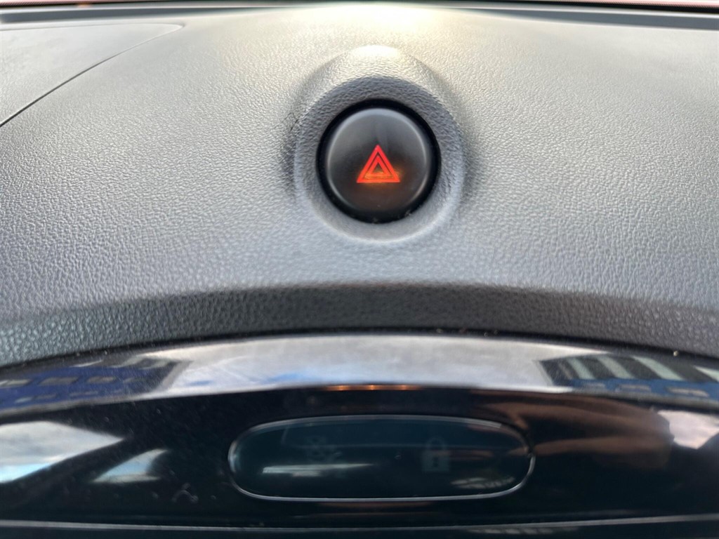 Used Nissan Juke 2015 for sale - 76628490: Photo 58