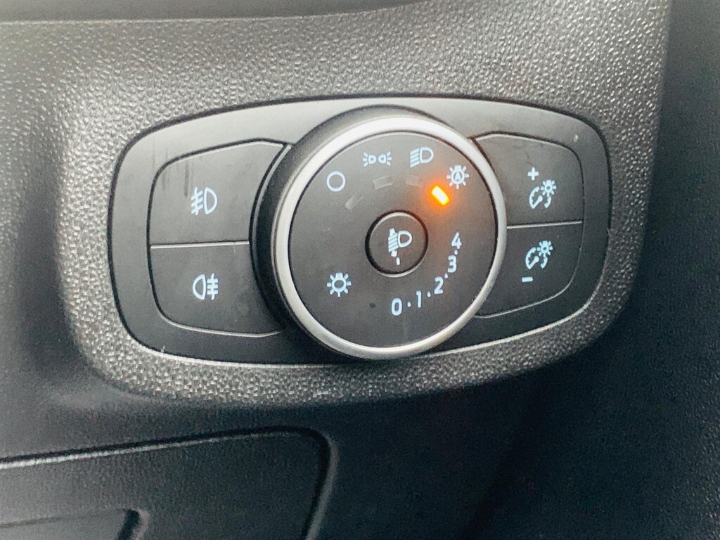 Used Ford Fiesta 2017 for sale - 77686075: Photo 26