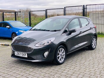 Used Ford Fiesta 2017 for sale - 77686075: Photo