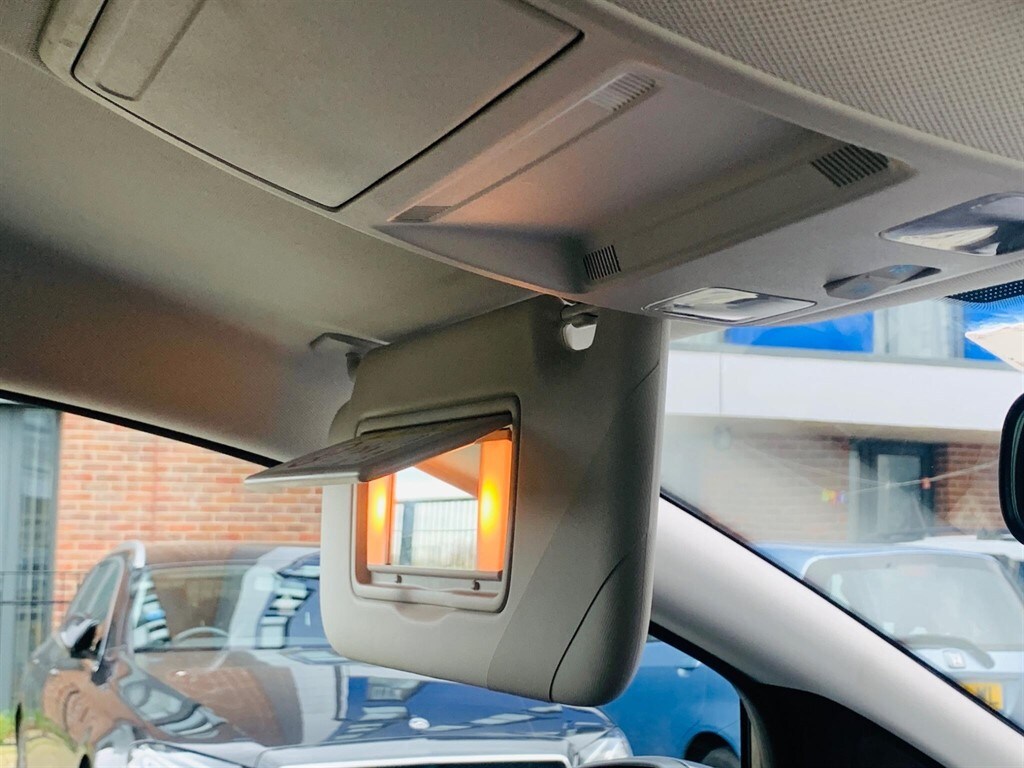 Used Ford Fiesta 2017 for sale - 77686075: Photo 53