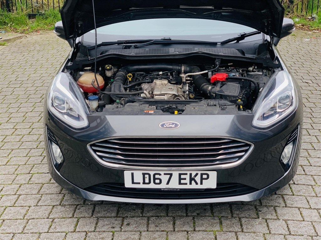 Used Ford Fiesta 2017 for sale - 77686075: Photo 6