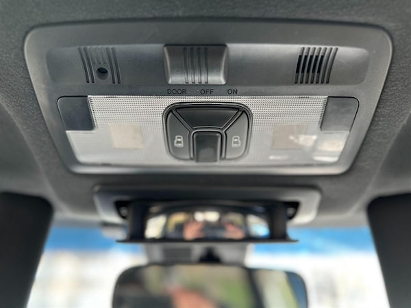 Used Toyota Estima 2017 for sale - 75571323: Photo 35