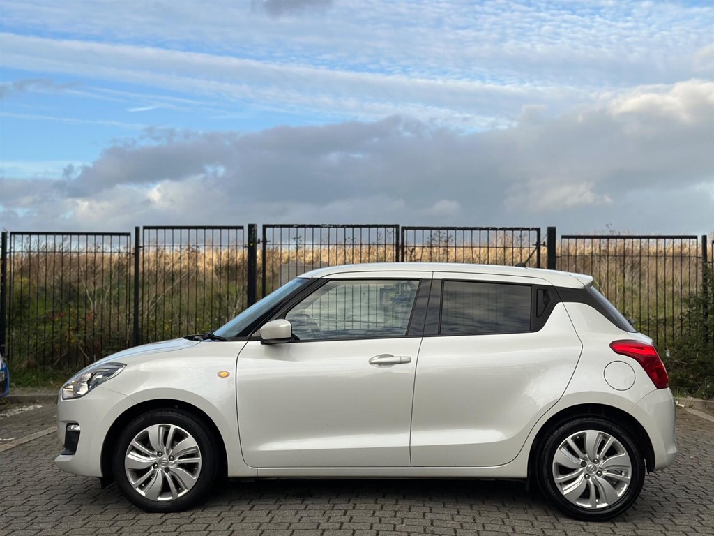 Used Suzuki Swift 2019 for sale - 76404947: Photo 10