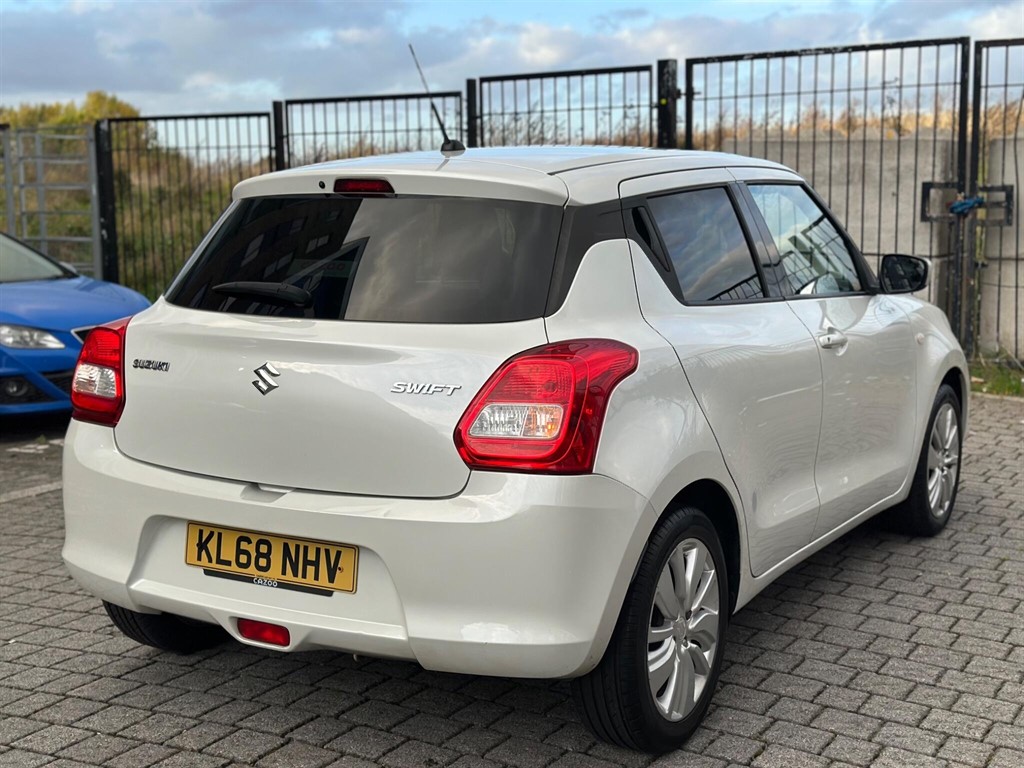 Used Suzuki Swift 2019 for sale - 76404947: Photo 14