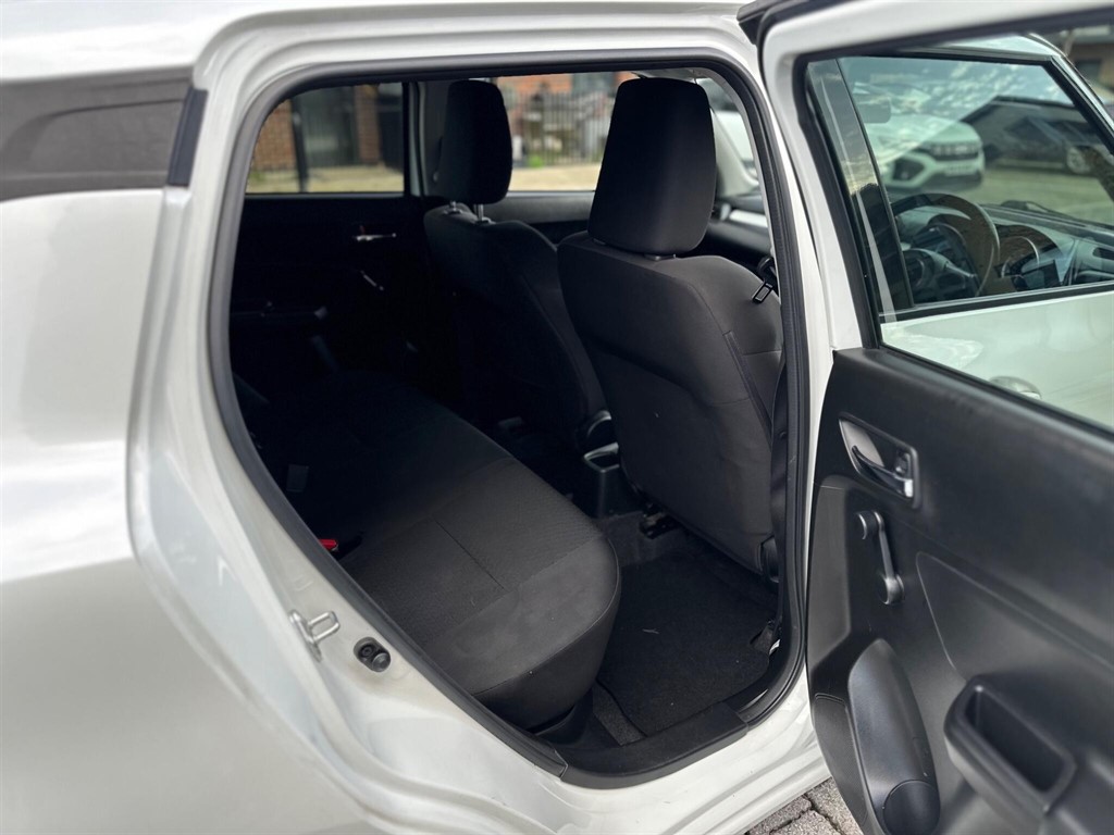 Used Suzuki Swift 2019 for sale - 76404947: Photo 37