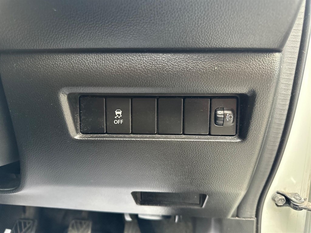 Used Suzuki Swift 2019 for sale - 76404947: Photo 40