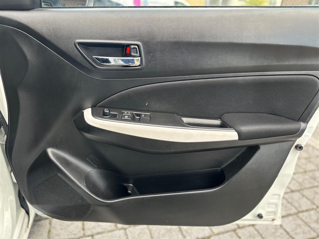 Used Suzuki Swift 2019 for sale - 76404947: Photo 49