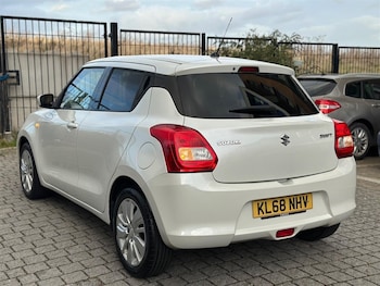 Used Suzuki Swift 2019 for sale - 76404947: Photo