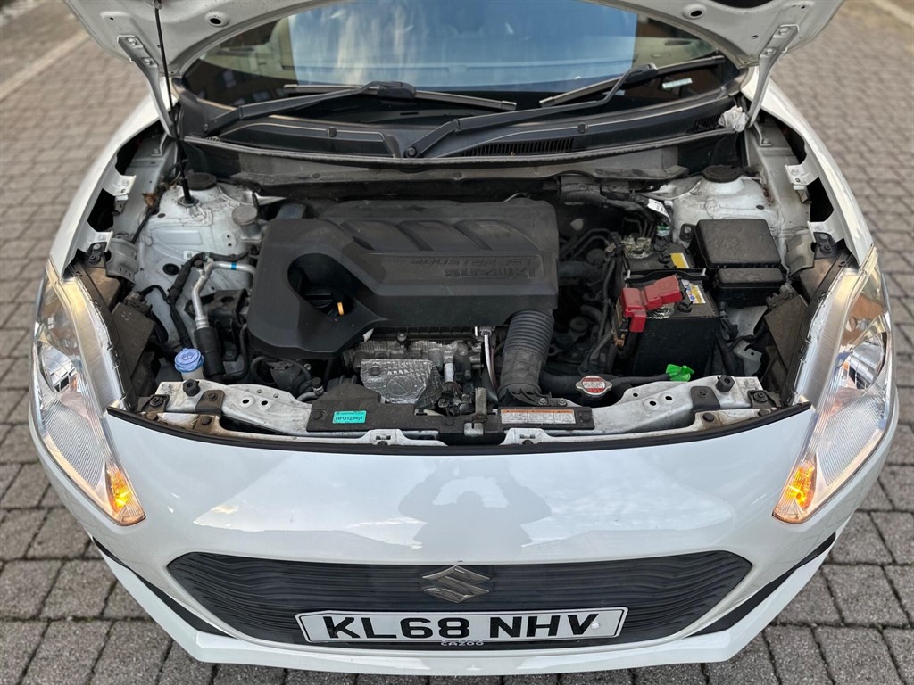 Used Suzuki Swift 2019 for sale - 76404947: Photo 51