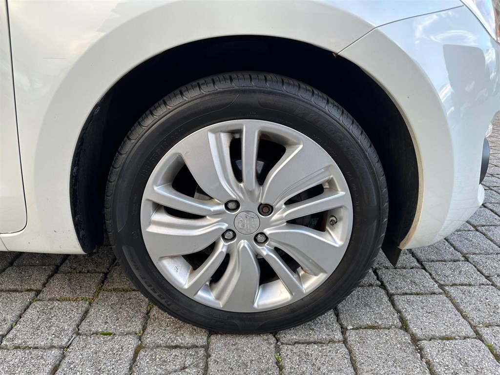 Used Suzuki Swift 2019 for sale - 76404947: Photo 52