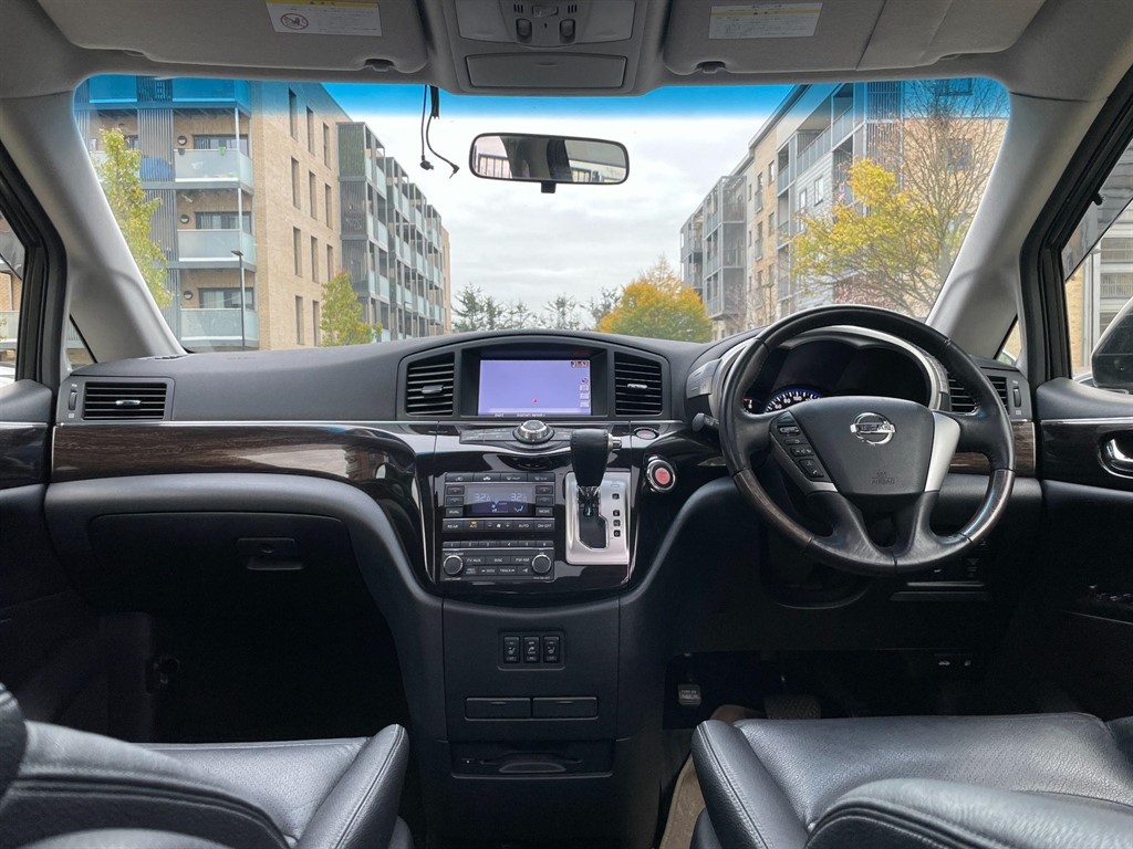 Used Nissan Elgrand 2013 for sale - 76311433: Photo 15