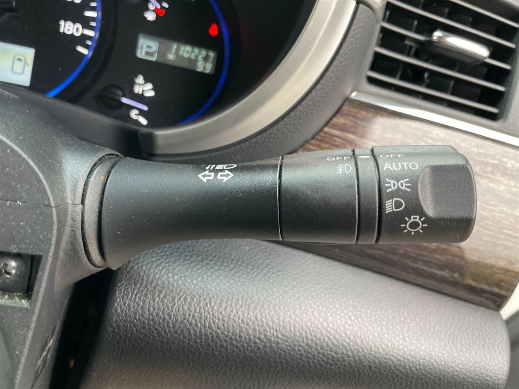 Used Nissan Elgrand 2013 for sale - 76311433: Photo 20