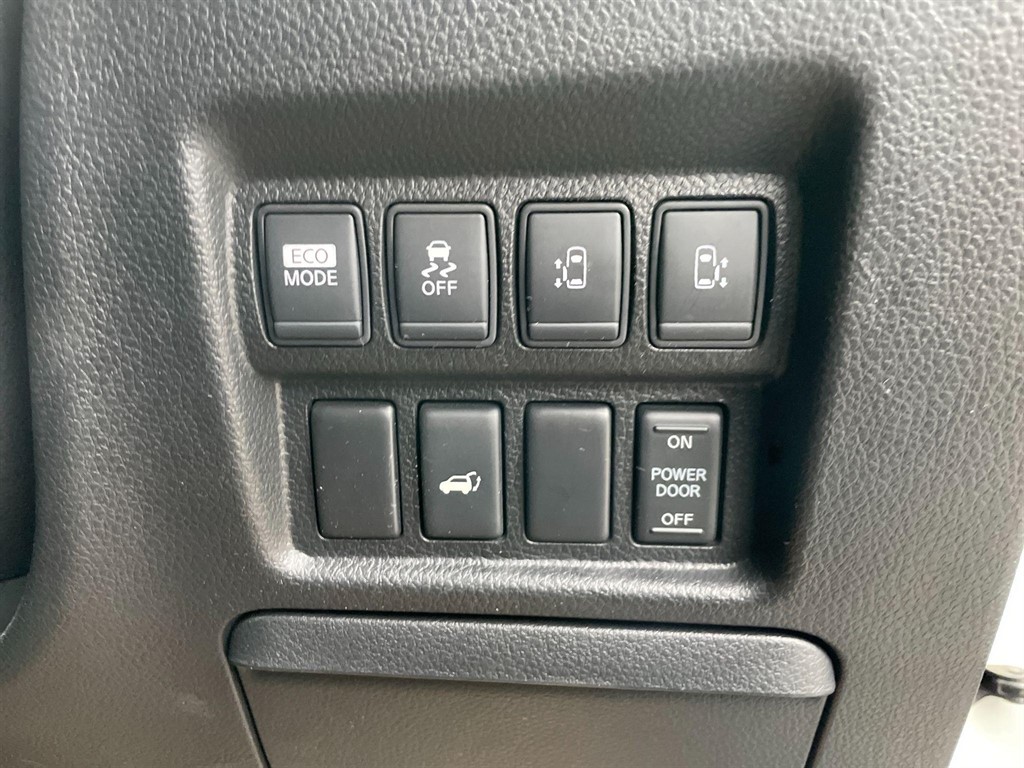 Used Nissan Elgrand 2013 for sale - 76311433: Photo 25