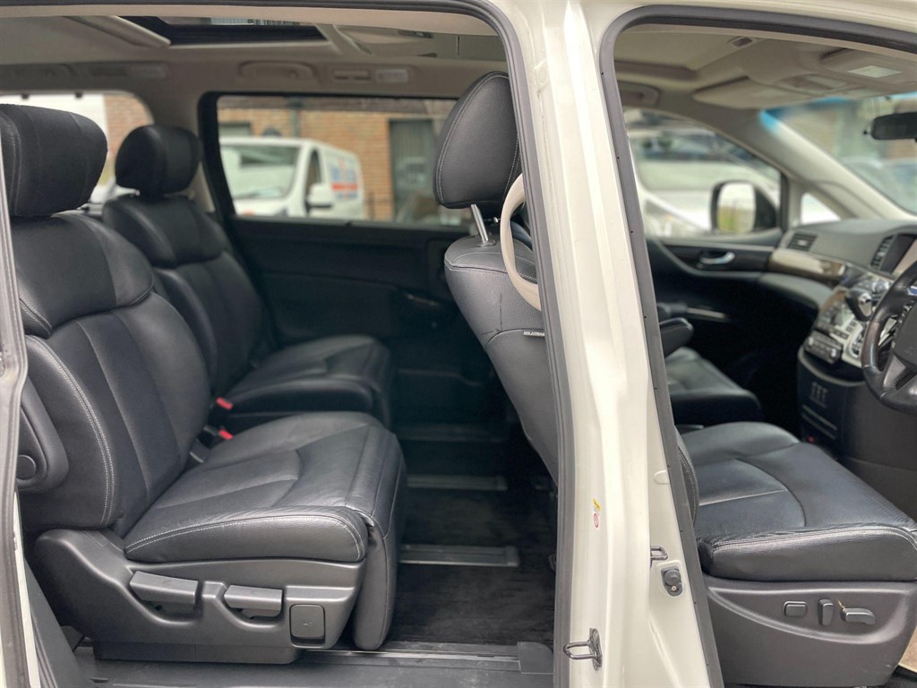 Used Nissan Elgrand 2013 for sale - 76311433: Photo 32