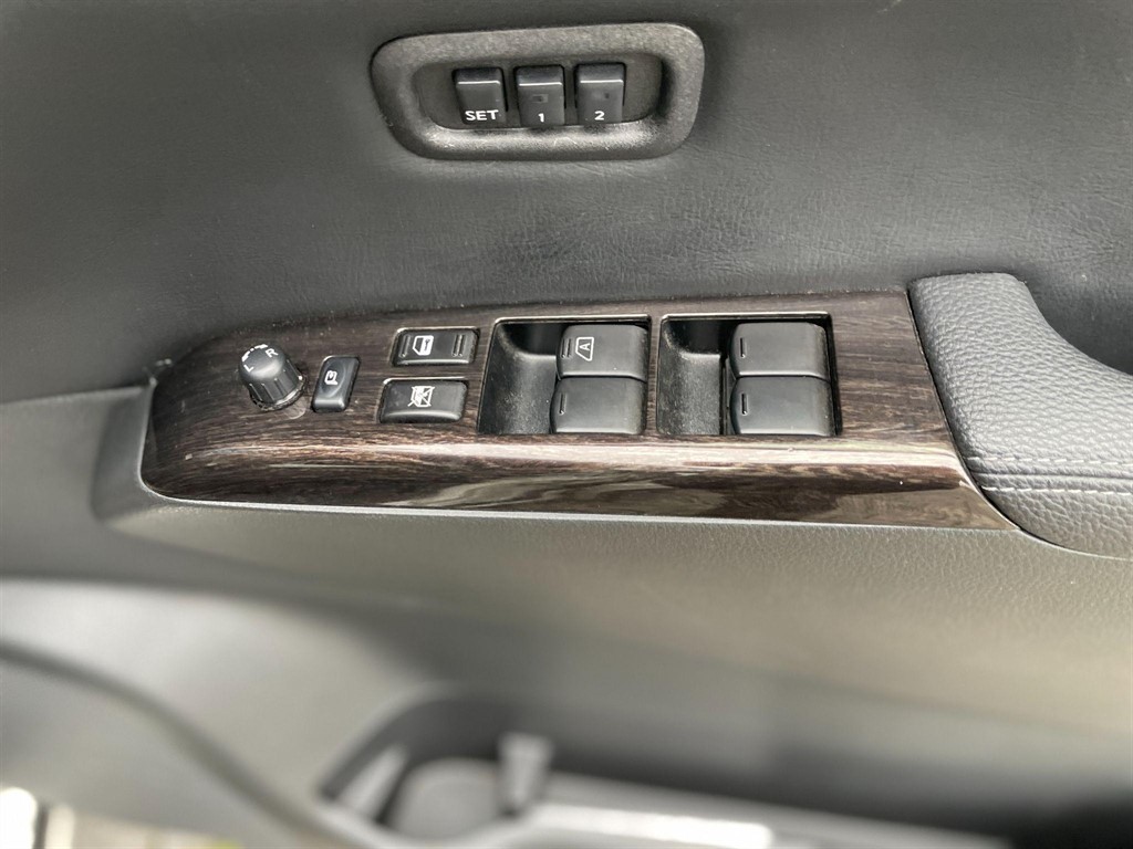 Used Nissan Elgrand 2013 for sale - 76311433: Photo 37