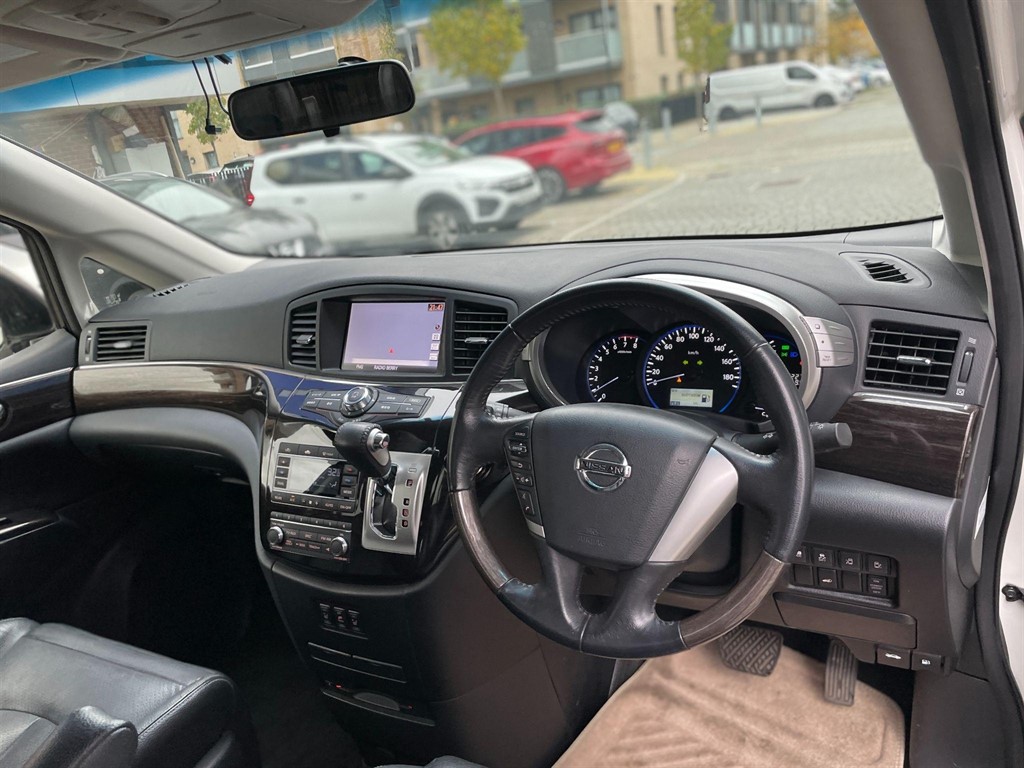 Used Nissan Elgrand 2013 for sale - 76311433: Photo 9