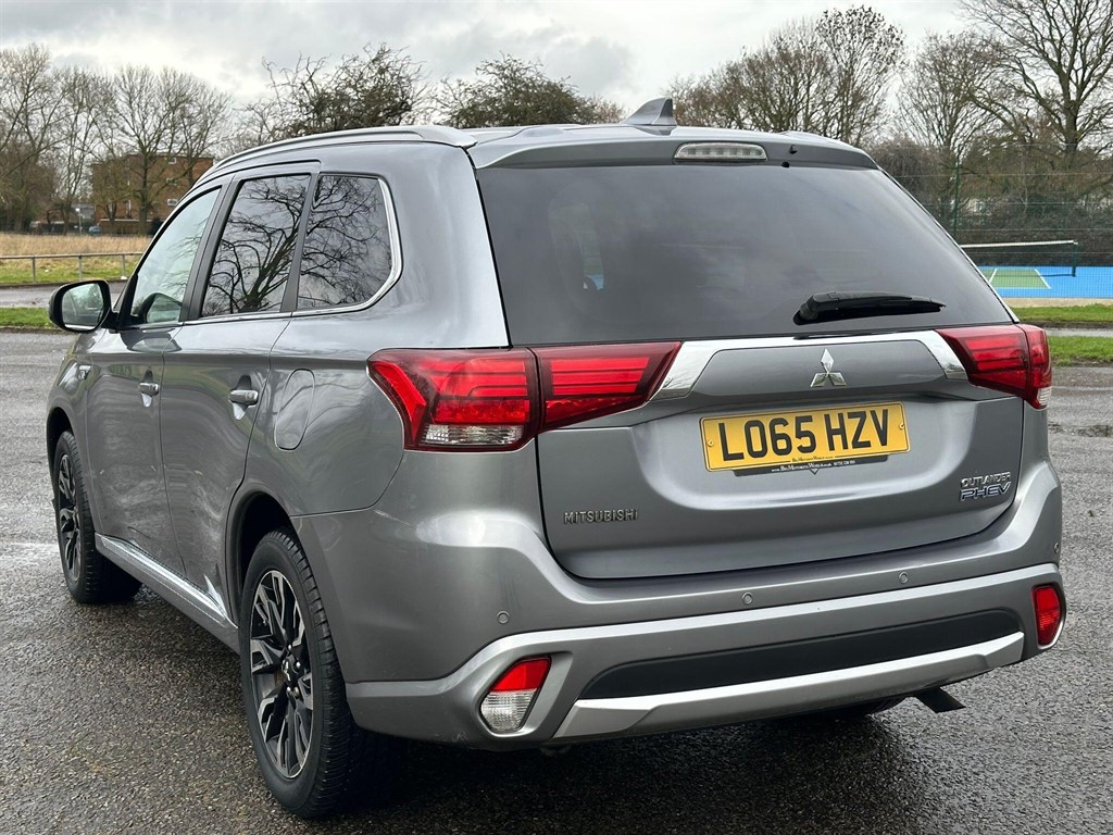 Used Mitsubishi Outlander 2016 for sale - 77706491: Photo 3