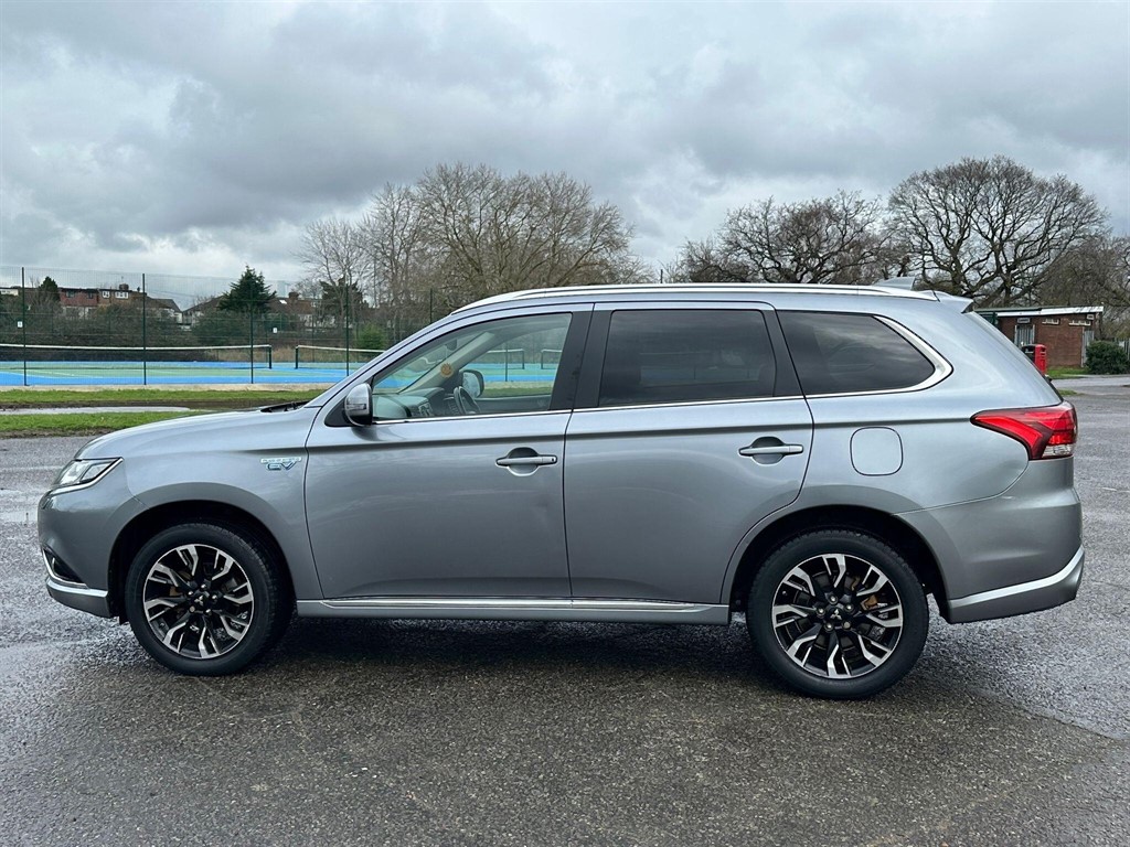 Used Mitsubishi Outlander 2016 for sale - 77706491: Photo 4