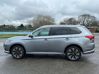 Used Mitsubishi Outlander 2016 for sale - 77706491: Photo
