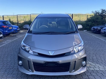 Used Toyota Estima 2015 for sale - 79095171: Photo