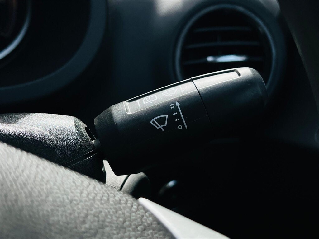 Used Vauxhall Corsa 2010 for sale - 78148884: Photo 31