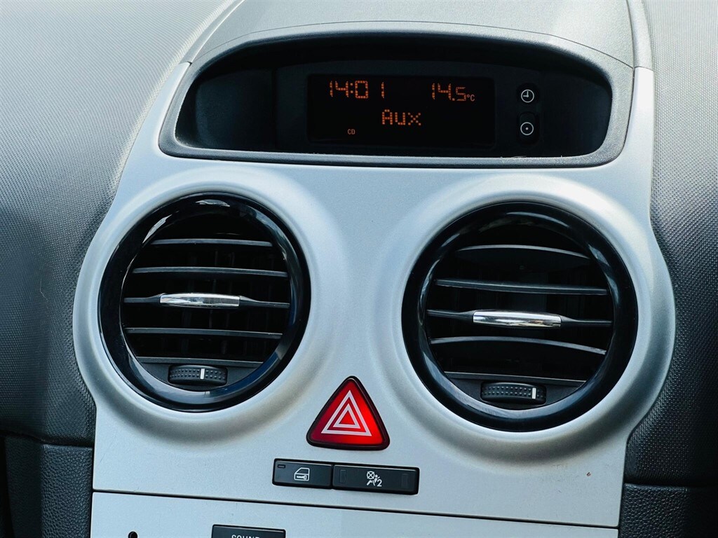 Used Vauxhall Corsa 2010 for sale - 78148884: Photo 61