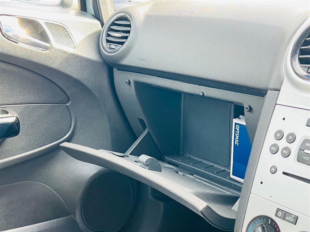 Used Vauxhall Corsa 2010 for sale - 78148884: Photo 64