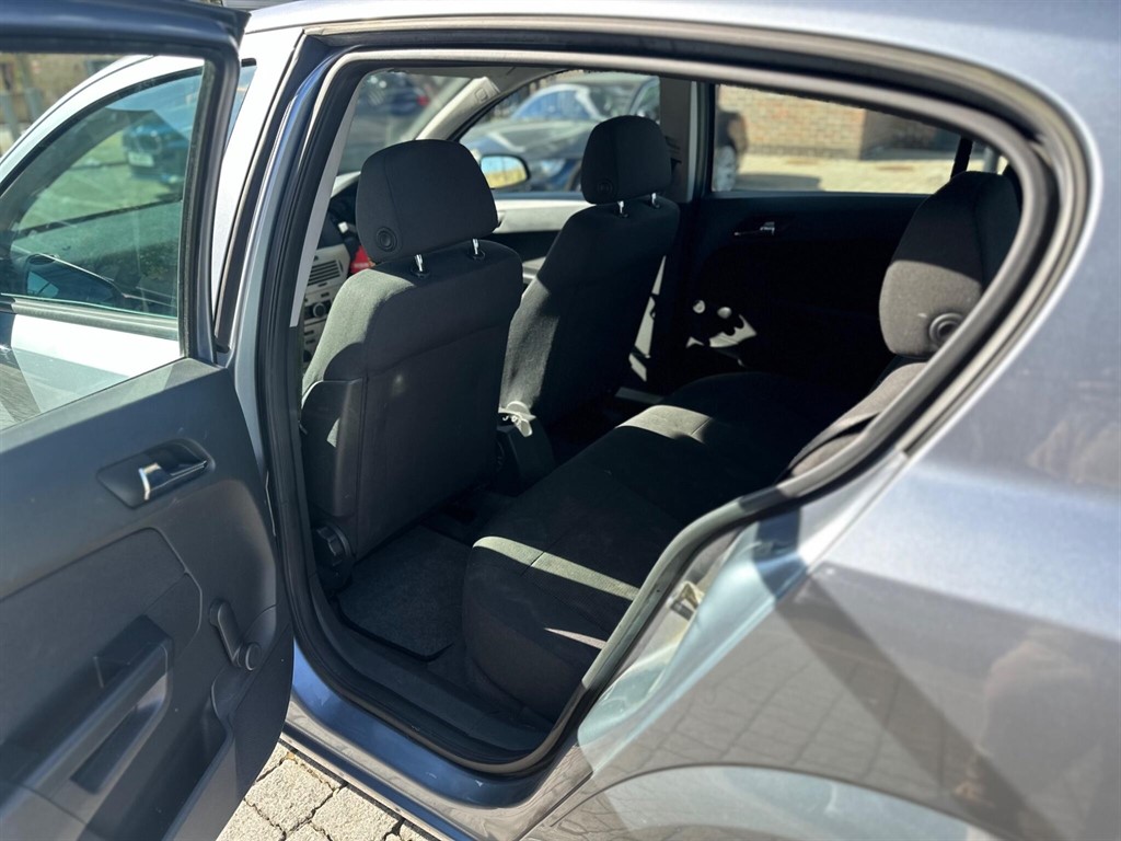 Used Vauxhall Astra 2008 for sale - 76092196: Photo 21