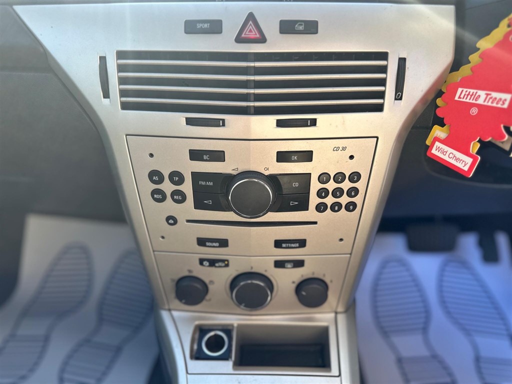 Used Vauxhall Astra 2008 for sale - 76092196: Photo 53