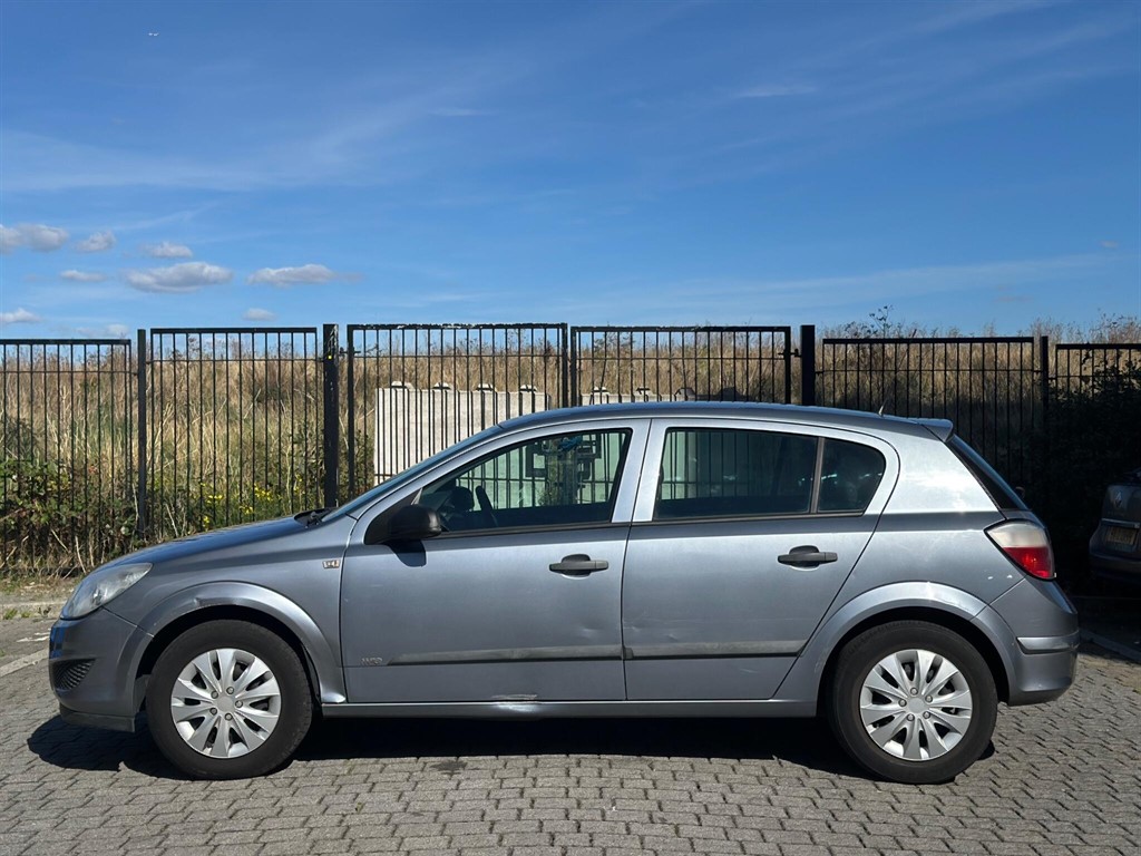 Used Vauxhall Astra 2008 for sale - 76092196: Photo 8