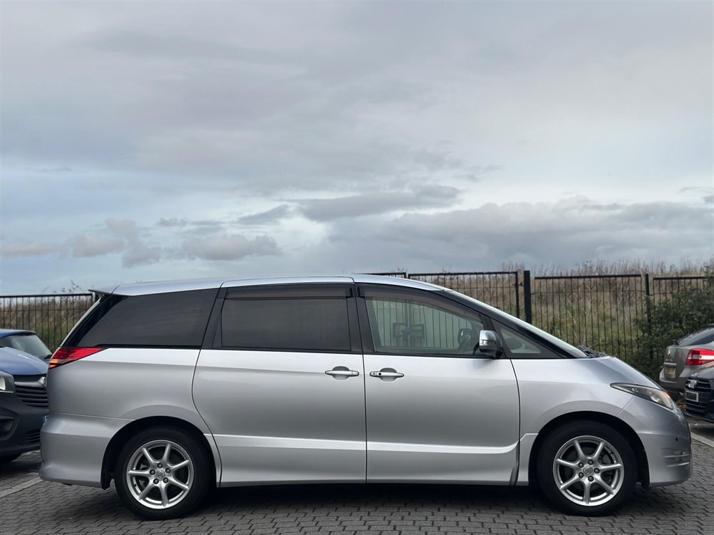 Used Toyota Estima 2023 for sale - 76442161: Photo 11