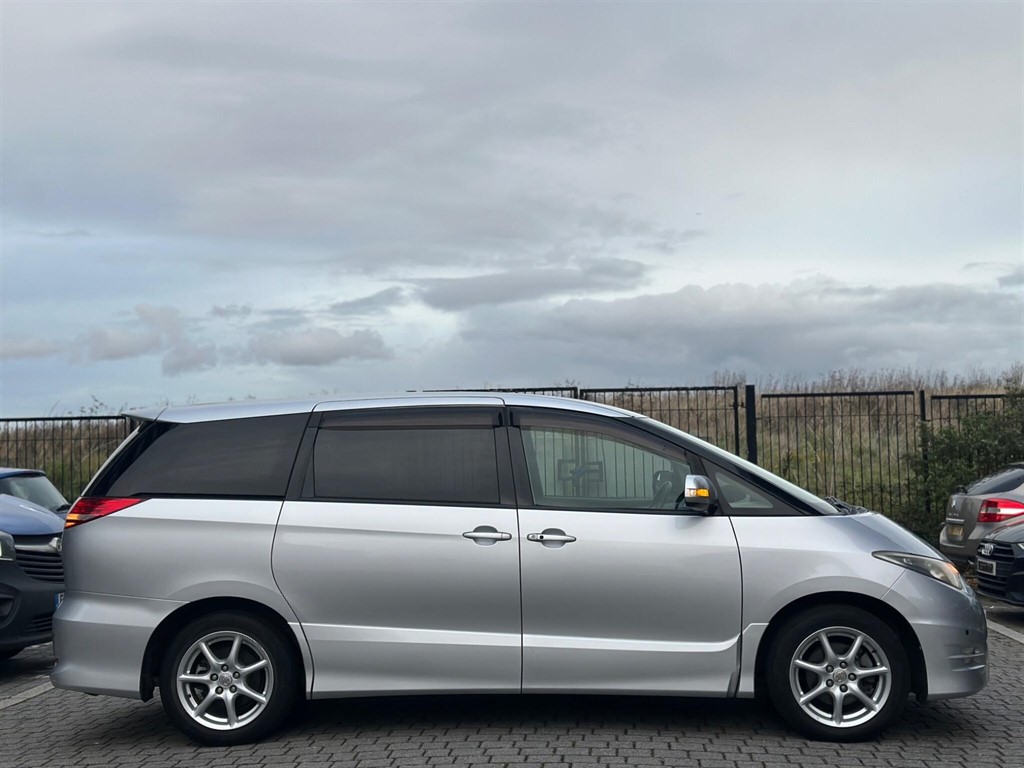 Used Toyota Estima 2023 for sale - 76442161: Photo 12