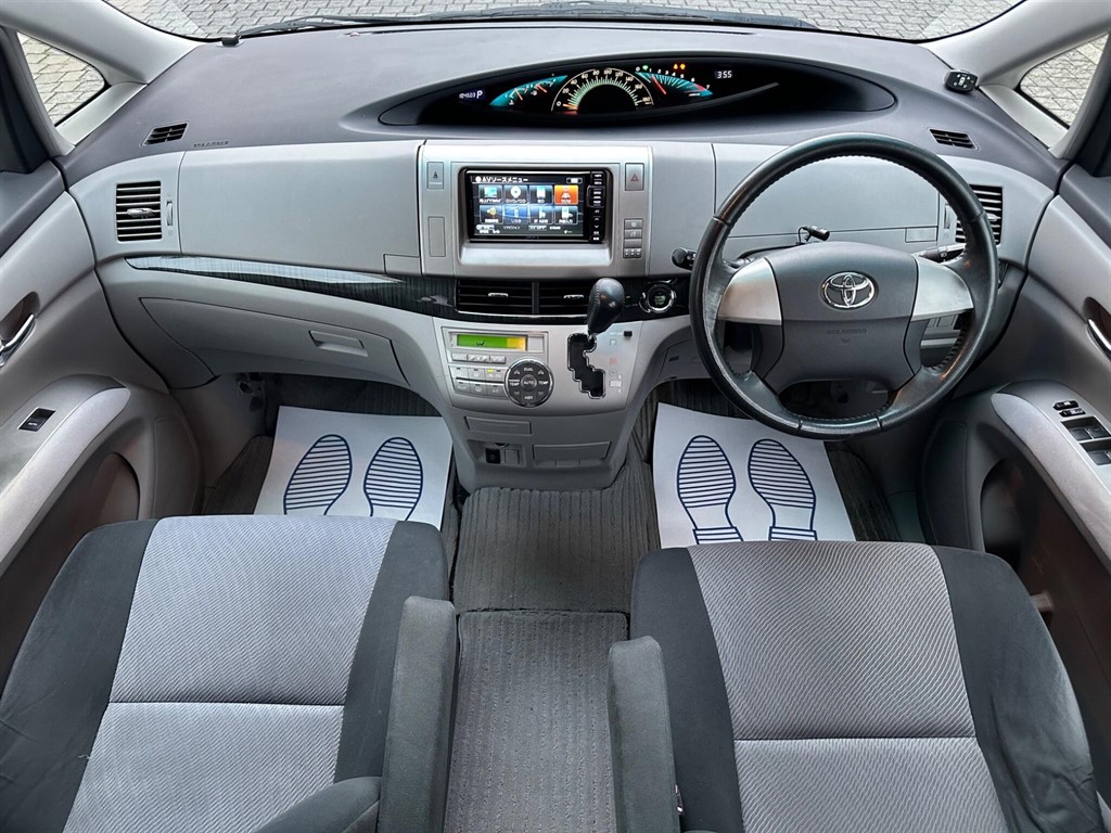 Used Toyota Estima 2023 for sale - 76442161: Photo 23