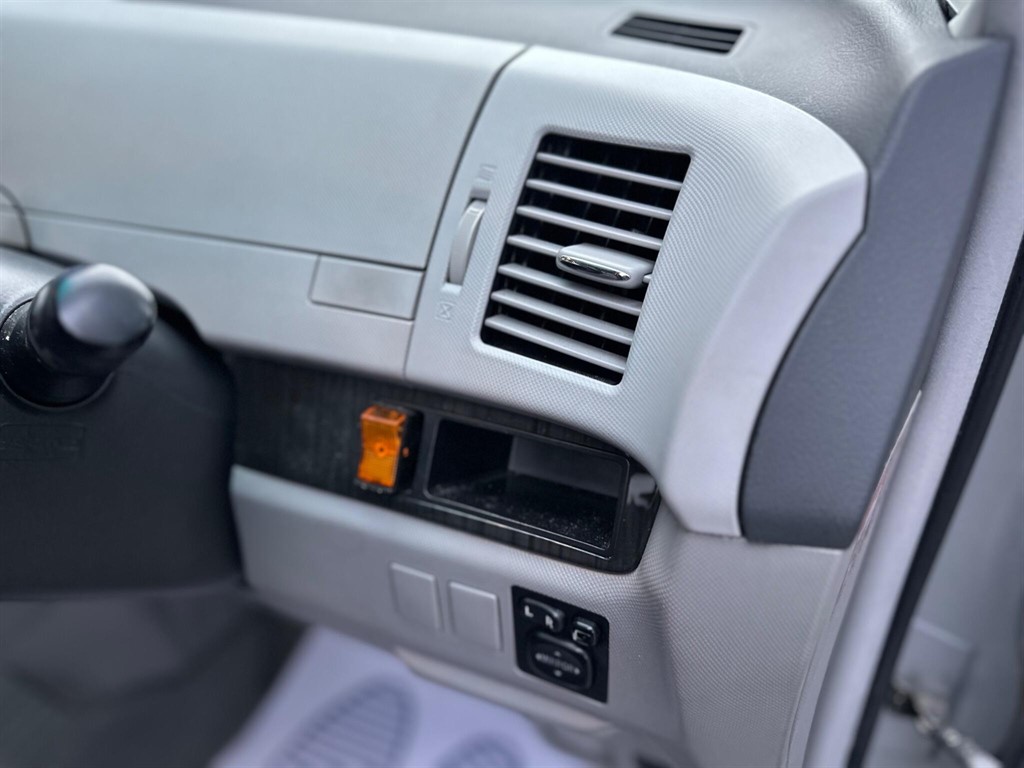 Used Toyota Estima 2023 for sale - 76442161: Photo 42