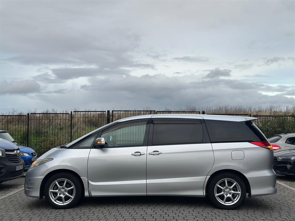 Used Toyota Estima 2023 for sale - 76442161: Photo 6